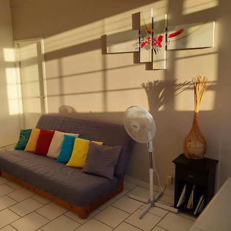 Maison Du Bien Etre Baie Mahault Bagian luar foto