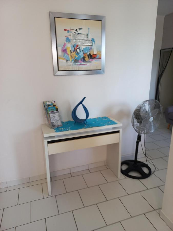 Maison Du Bien Etre Baie Mahault Bagian luar foto