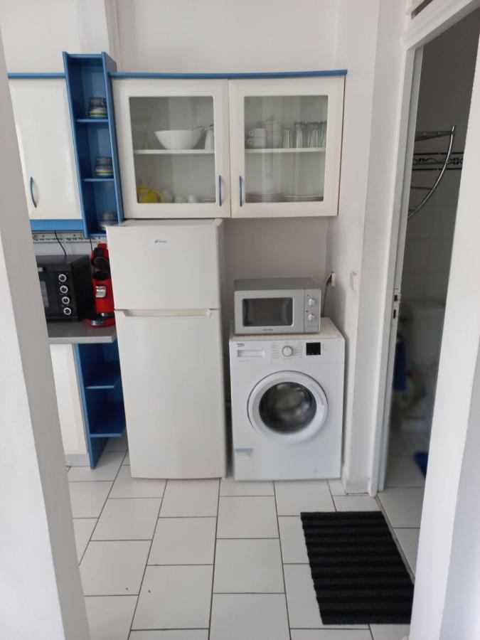 Maison Du Bien Etre Baie Mahault Bagian luar foto