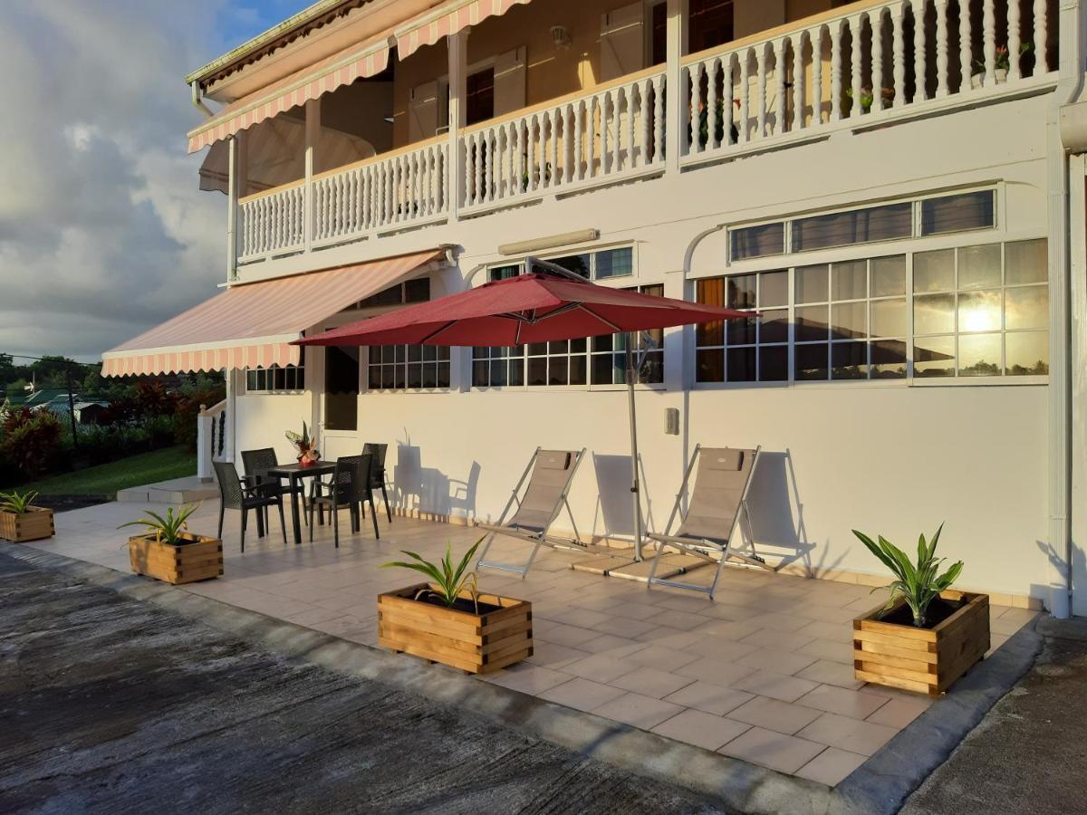 Maison Du Bien Etre Baie Mahault Bagian luar foto