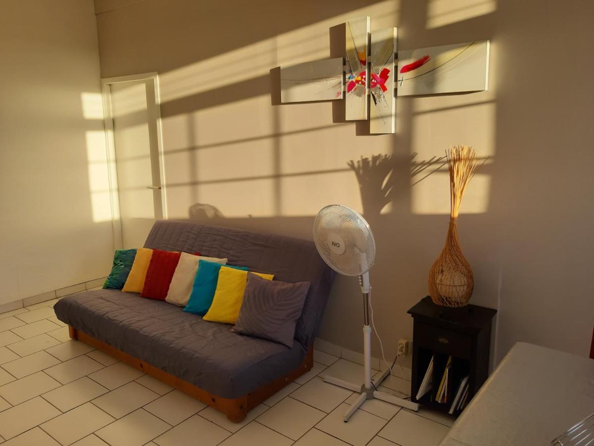 Maison Du Bien Etre Baie Mahault Bagian luar foto