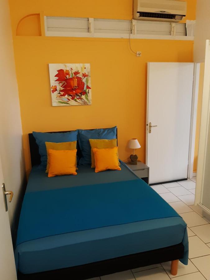 Maison Du Bien Etre Baie Mahault Bagian luar foto